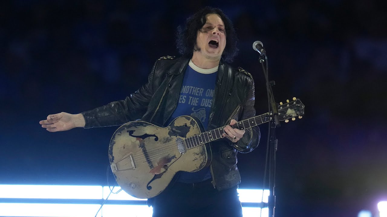 Jack White FULL Thanksgiving Halftime Show - YouTube