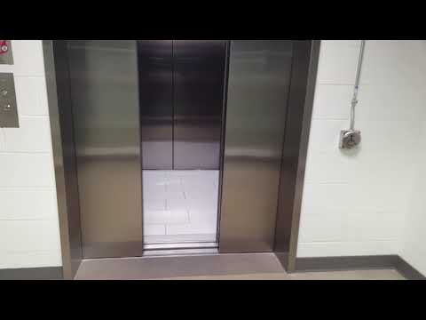 MEI Hydraulic Elevator - Mall of America Underground Parking - Bloomington, MN