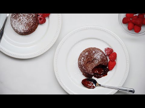 How to Make Chocolate Lava Cakes