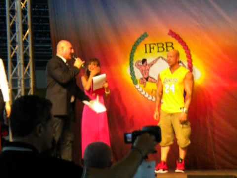 luca iacobucci ai campionati italiani ifbb 2014