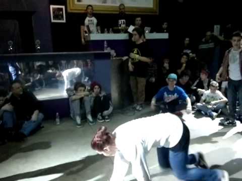 Smiley e Fred vs ?? - selezioni 2vs2 beginner Floor Wars.mp4