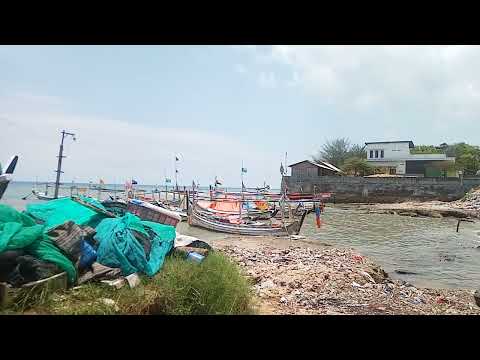 a wonderful beach in tamberu alif vingky