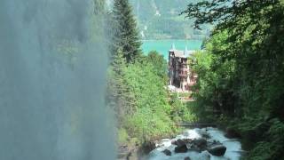 preview picture of video 'Brienz - Cascades du Giessbach'