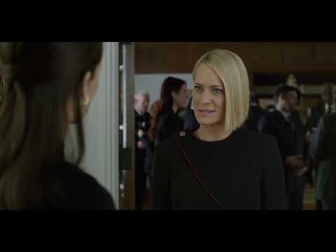 クレインズビル 'ロザンヌ' 植物