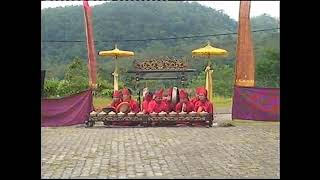 Download lagu Tari sembah batin mp3 Download lagu Tari sembah batin mp3