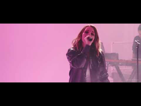 Video thumbnail for HEART FIRST (Live Sessions)