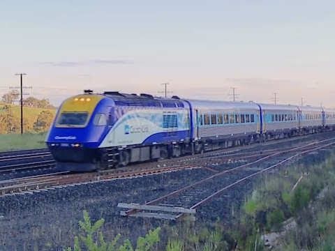 Sydney to Melbourne Countrylink XPT at East Kilmore - Australian High Speed Trains by PoathTV