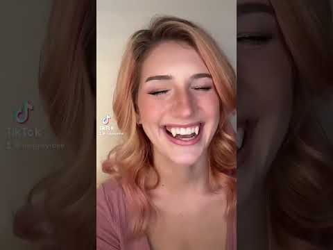 Daw what a cutie, makin me smile like that 😋 • • #vampy #vampire #vampireteeth #bite #biteme