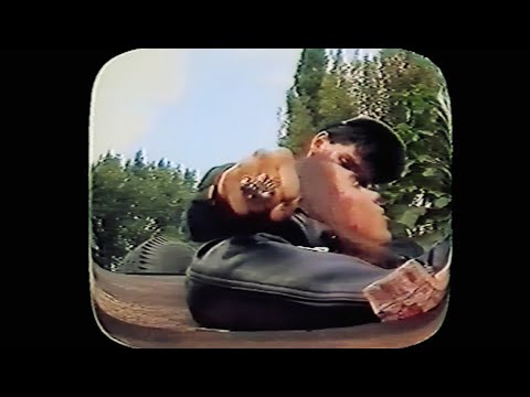 Badvajzer - On Je Lud (1989)