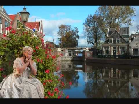 INESSA GALANTE  - Autumn walk 13-10-2011 in Spaarndam Nederland - Pictures Canon 550D