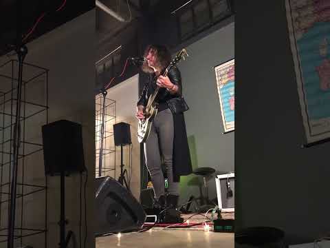 “Ninna Nanna” - L’Avvocato dei Santi - Sofar Brescia 11/5/2023