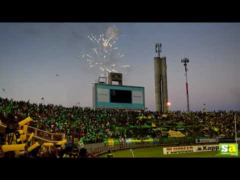 "La fiesta del Campeón durante todo el torneo." Barra: La Pesada del Puerto • Club: Aldosivi