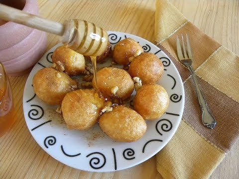 Loukoumades Greek doughnuts