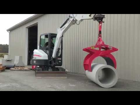 Pipe lifter for lifting FRP pipe