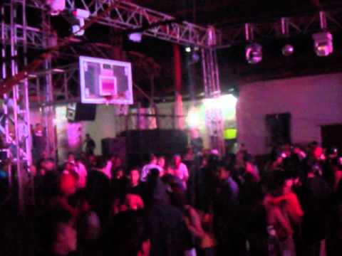 SONIDO CHILANGO (bachata) 13 ANIV. DE SONIDO FANTOCHE 25-NOV-11 TLAPA GRO. ( ALFA RECORDS )