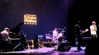 Second, En pequeñas cosas