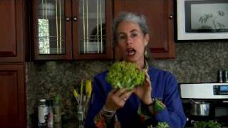 The Veggie Queen Cooks Curried Cauliflower