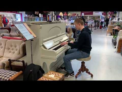 Peacherine Rag (Scott Joplin) played by me in public