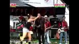 Download lagu Pantura Live Music Ririn Ririn kecil vs Romli Kebelet Kawin small mp3