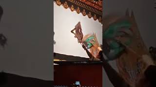 Download lagu Sabetan lincah ki Dalang Eko Suwaryo memainkan wayang mp3