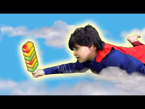 Superhero Ice Cream | Brincando de Loja de Sorvetes e Super-heróis Video