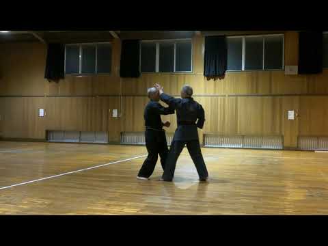 Marobashi Karate kumite【正伝勤労者空手道会】空手の突きに対するまろばし（2020年11月8日稽古）