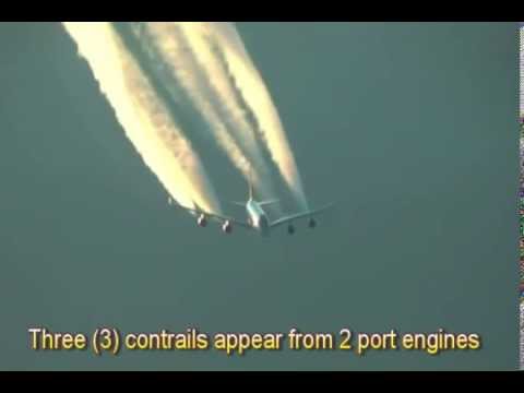 Airbus A380 Contrails From 4 Engine