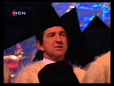 CORUL BĂRBĂTESC DIN FINTEUŞUL MARE - Noi umblăm să colindăm