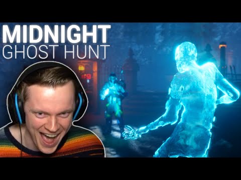 This NEW Ghost Hunting Game is SO MUCH FUN! - Midnight Ghost Hunt