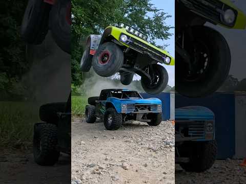 New 1:7 Ford Bronco EB from @fmsmodelRC! #Ford #Bronco #4x4 #drift #FMS #RC