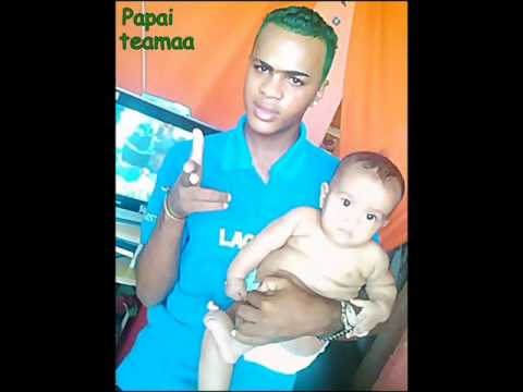 MC LEOZINHO -  SAI DESSA VIDA ERRADA