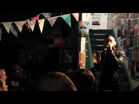 Dan Le Sac vs Scroobius Pip - Stunner live instore