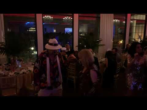 Play Video Youtube Video