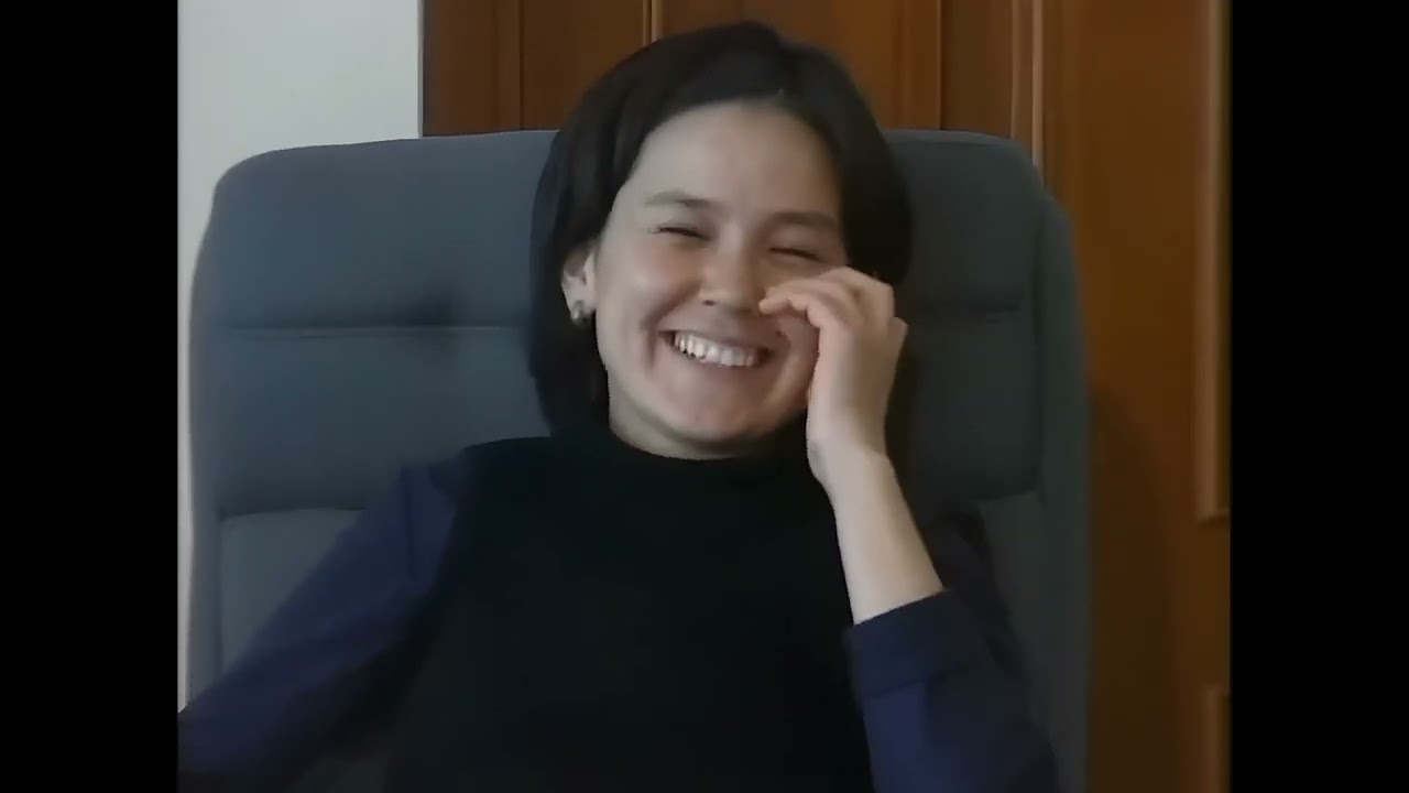 039a Kazakh Television / Interview - E (Enhanced 4K)