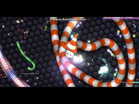 Slither.io The Hulk Super Hero With Angry Birds Skin Hunting Giant Snake! (Slitherio Best Moments)