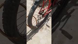 Bicycle lock karke rakha karo guys🤦