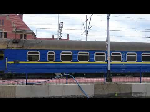 EP09-045 z IC 3606 "Kossak" || Opole