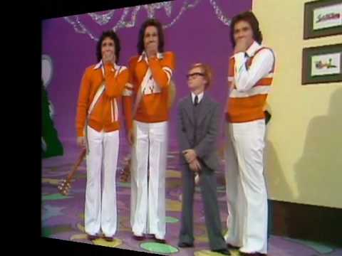 download lagu mp3 mp4 Hudson Brothers Oh Gabriel, download lagu Hudson Brothers Oh Gabriel gratis, unduh video klip Hudson Brothers Oh Gabriel