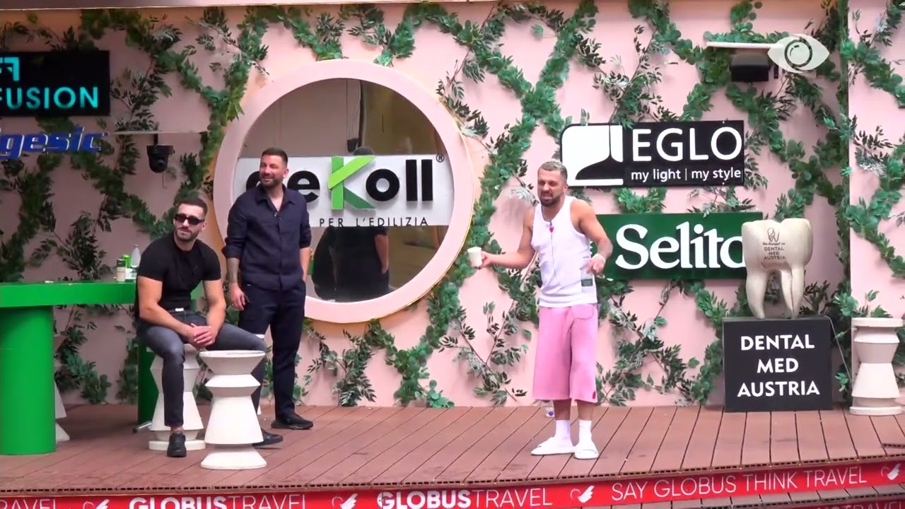 Momente gazmore në shtëpi/ Gjesti dhe Egli luajnë së bashku me ujë