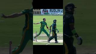 Download lagu Dale Steyn Bowling Action Analysis mp3