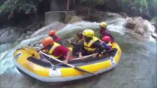 preview picture of video 'Sungai Sedim Rafting Kolej RISDA Melaka Group 2'