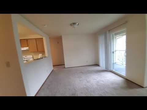 D208 2 Bedroom-1Bath Inglenook Court, Kirkland, WA