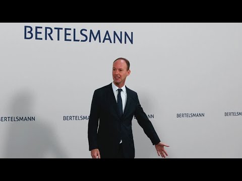 Bertelsmann buys Simon & Schuster for $2.2 billion in U.S. publishing play