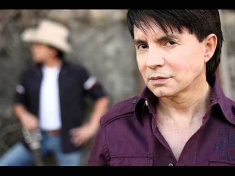 nascemos pra cantar chitãozinho e xororó.wmv