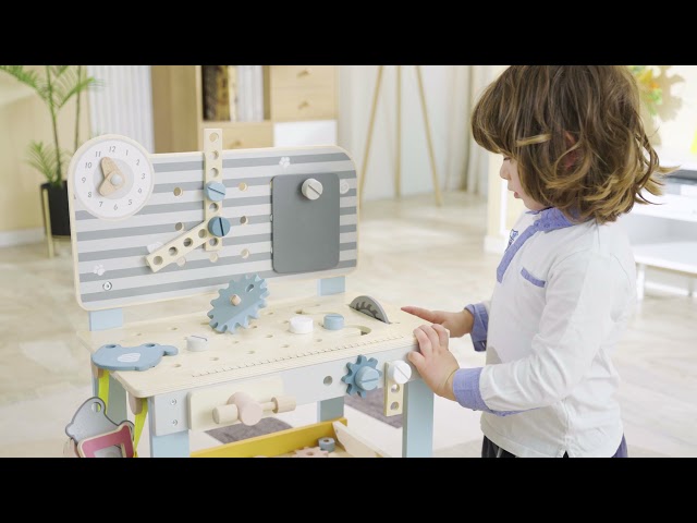 طاولة المعدات