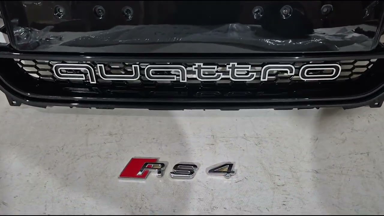Audi A4 B8 2007-2015 Front grille RS-style black with Quattro lettering (2012-2015) Video 1