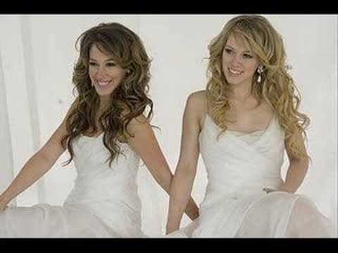 Hilary Duff & Haylie Duff - Material Girls / Lyrics