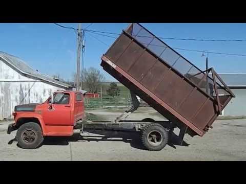 1976 C65 Chevy 16-Foot Straight Truck