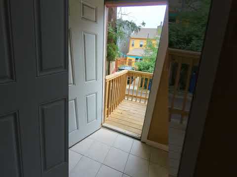 1 bedroom in Deutschtown (North Side) - Video 2 of 2