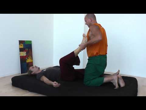 Nach Yoga schmerzt stark die Taille Ausübung der thorakalen Skoliose